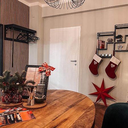 96M2 Of Comfort And Style: 4Bd Apartment In Old Town Bratislava Bagian luar foto